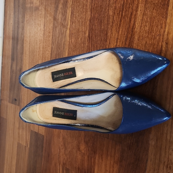 💙 10 for $20 Jeanne Beker Navy Pumps - Picture 6 of 8